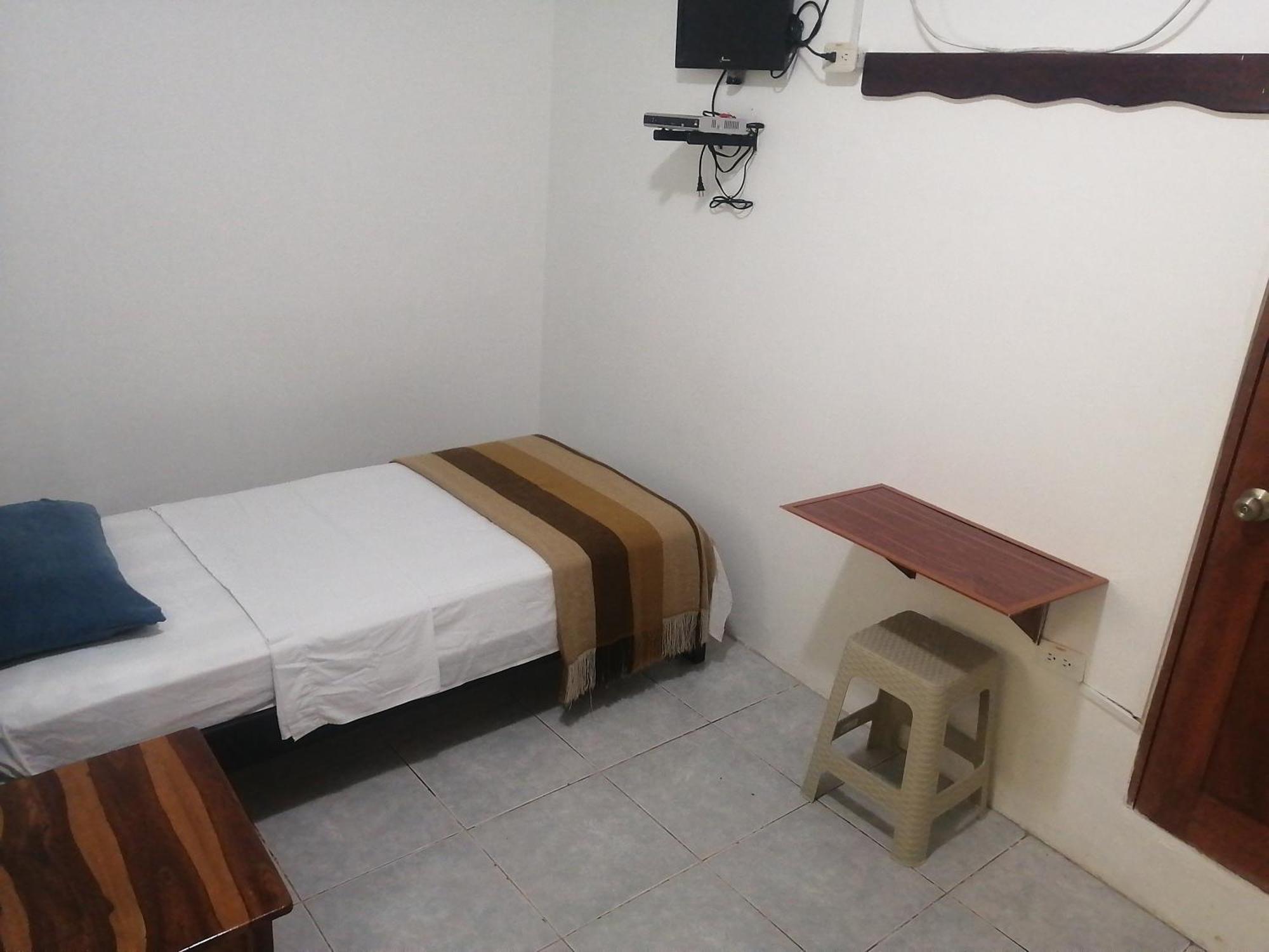 Hostal La Casa De Luis Пуерто Бакерисо Морено Екстериор снимка