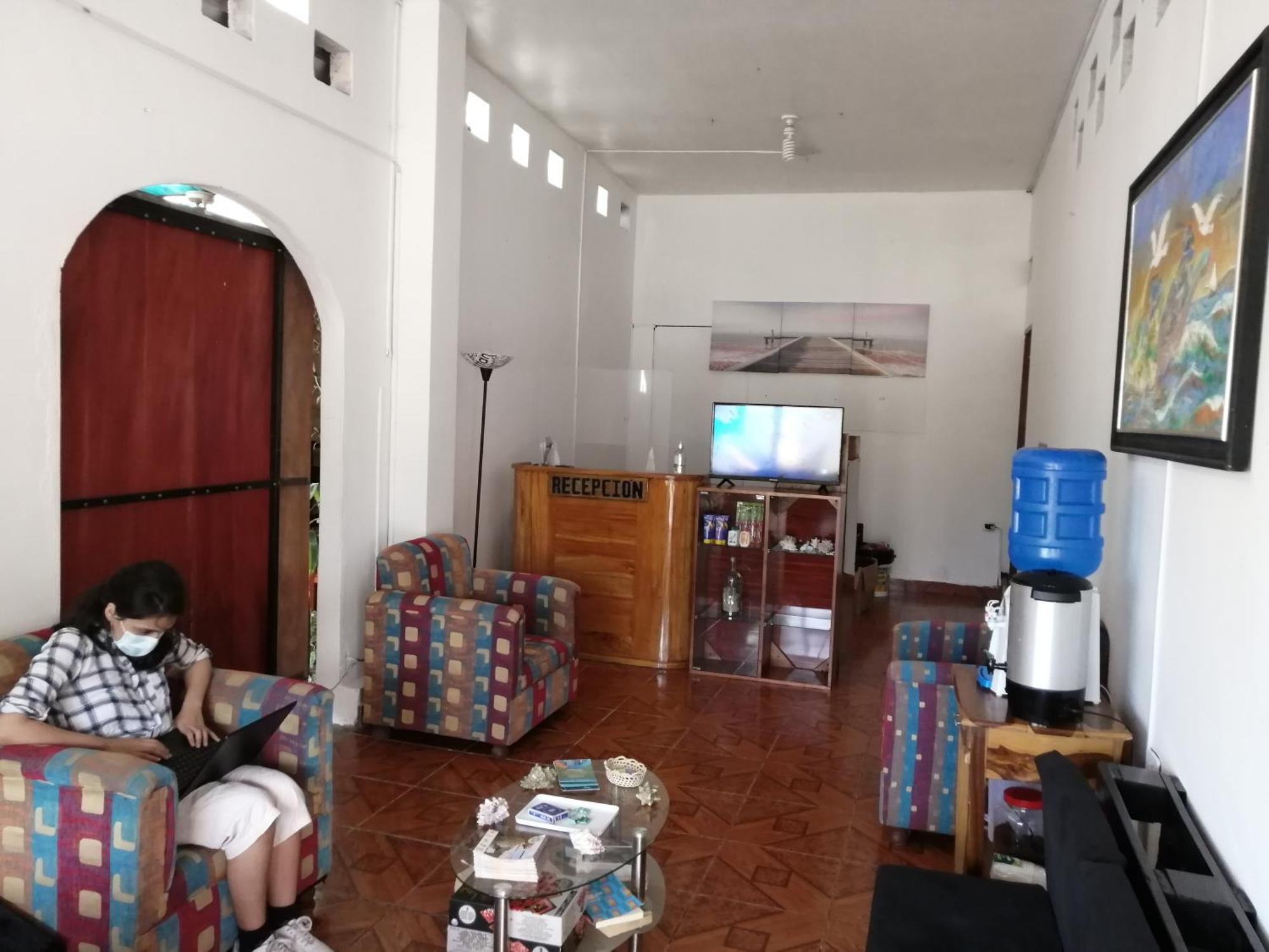 Hostal La Casa De Luis Пуерто Бакерисо Морено Екстериор снимка
