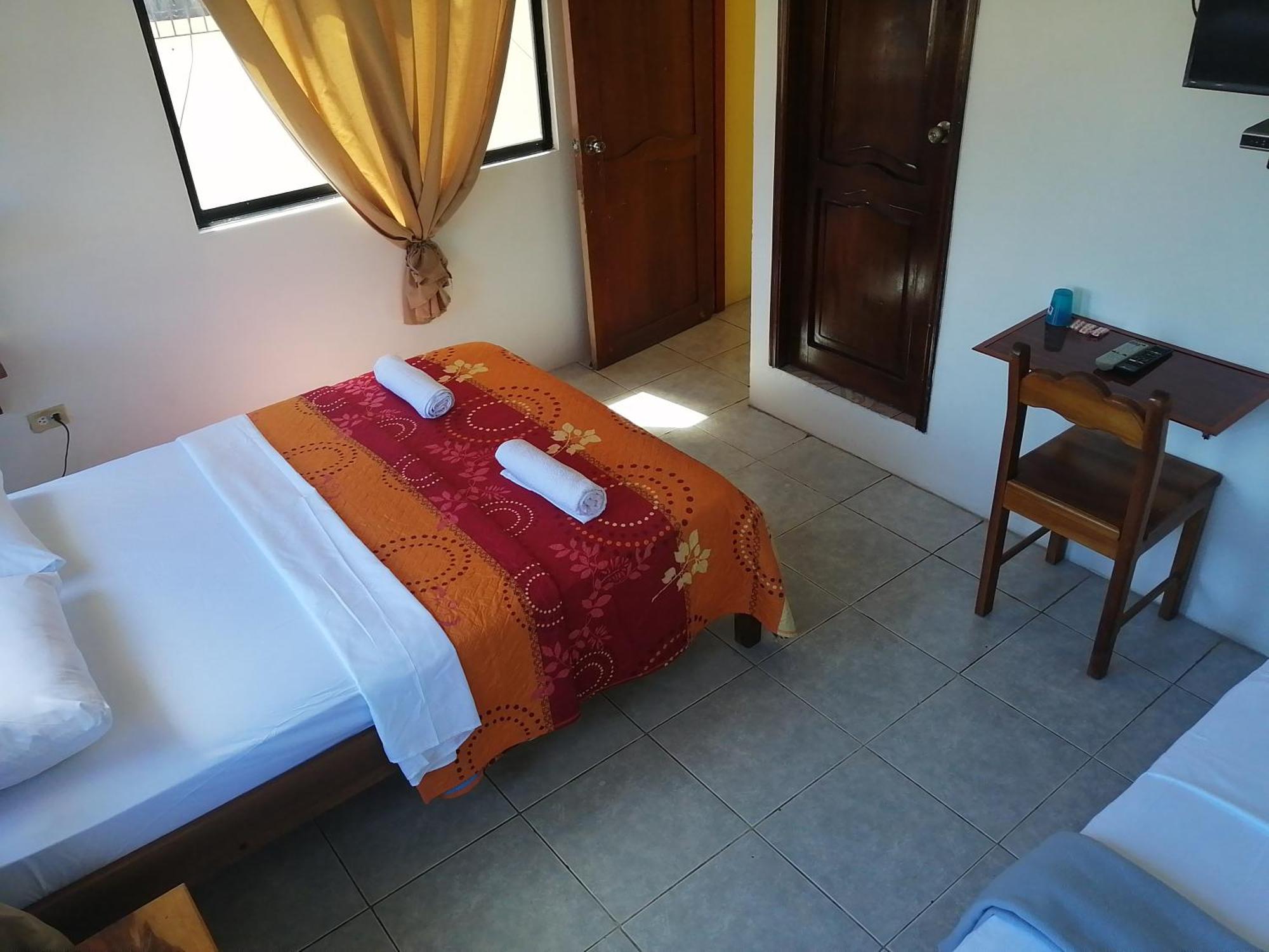 Hostal La Casa De Luis Пуерто Бакерисо Морено Екстериор снимка