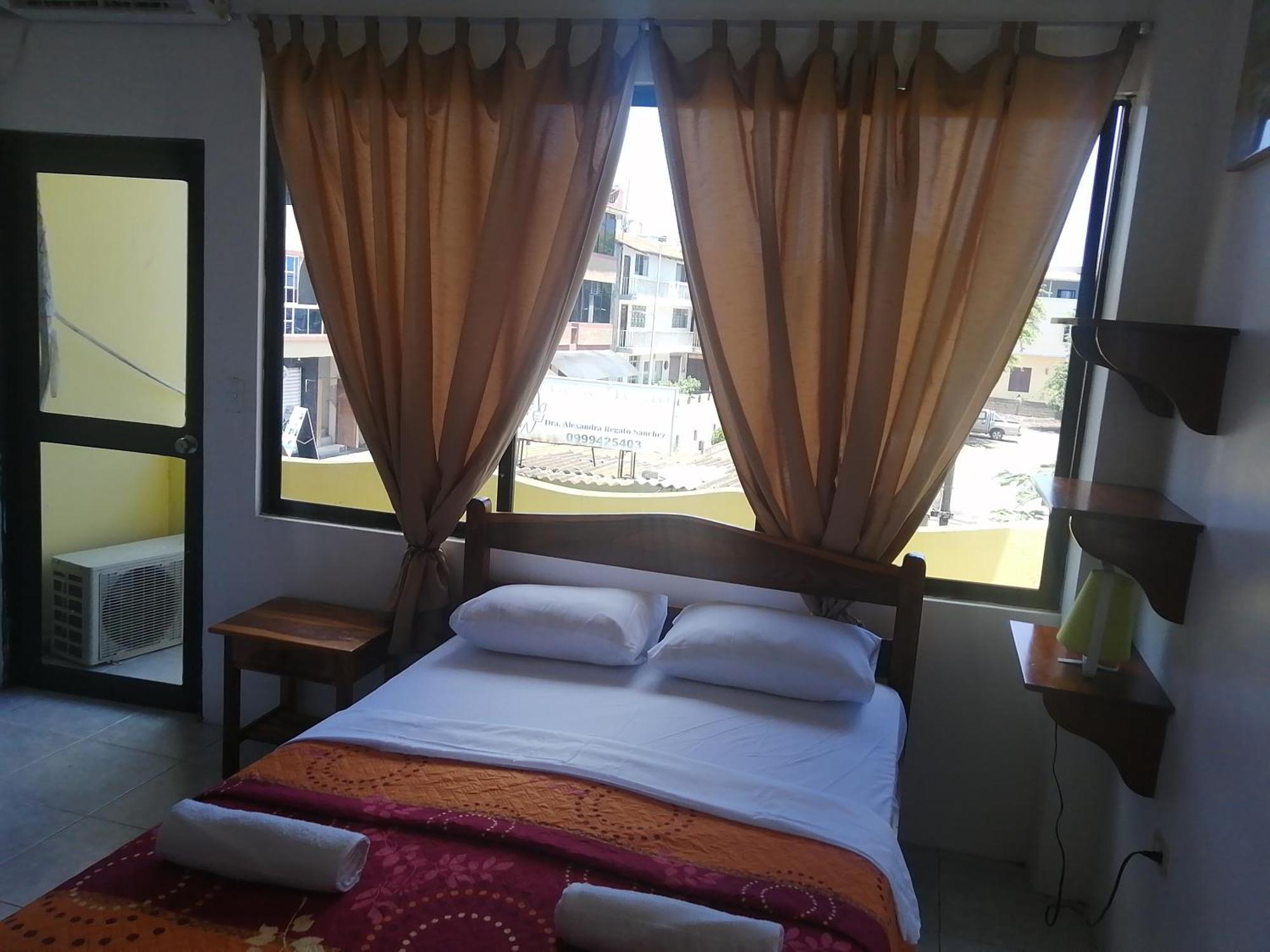 Hostal La Casa De Luis Пуерто Бакерисо Морено Екстериор снимка